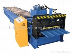 Automatic roof panel roll forming machine 