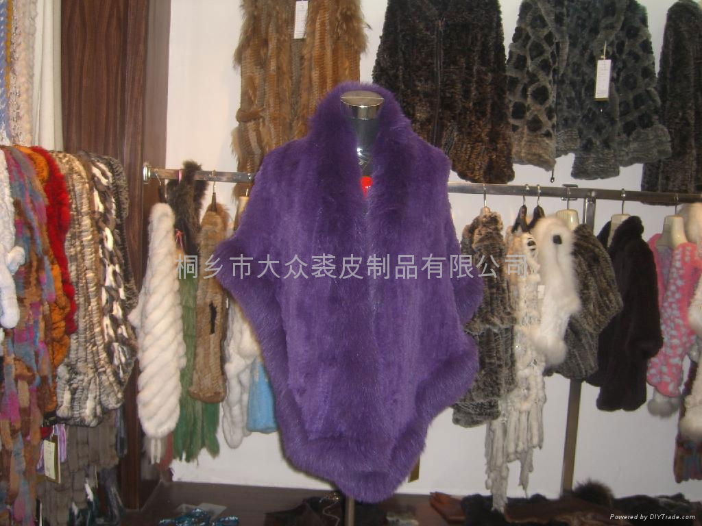 Lady rabbit purple fur cape long style