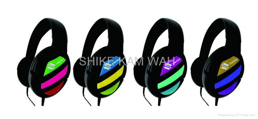 DJ headphone w/ dual volume control 