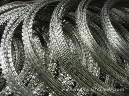 razor barbed iron mesh  5