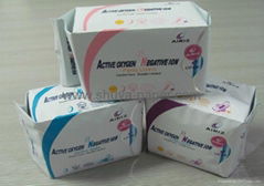 Nano-silver anion sanitary napkin