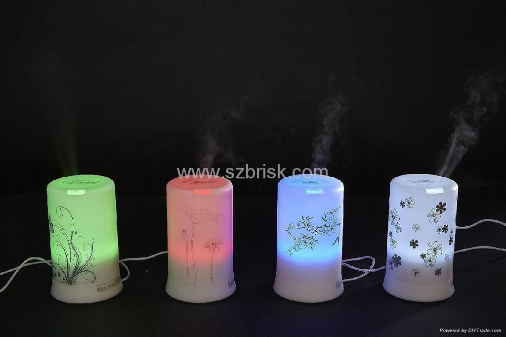 Hot sale Ultrasonic Aroma Diffuser  4-Level Time Settings and LED Lights 4