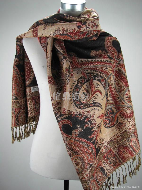 Professional Jacquard Scarf Manufacture 4