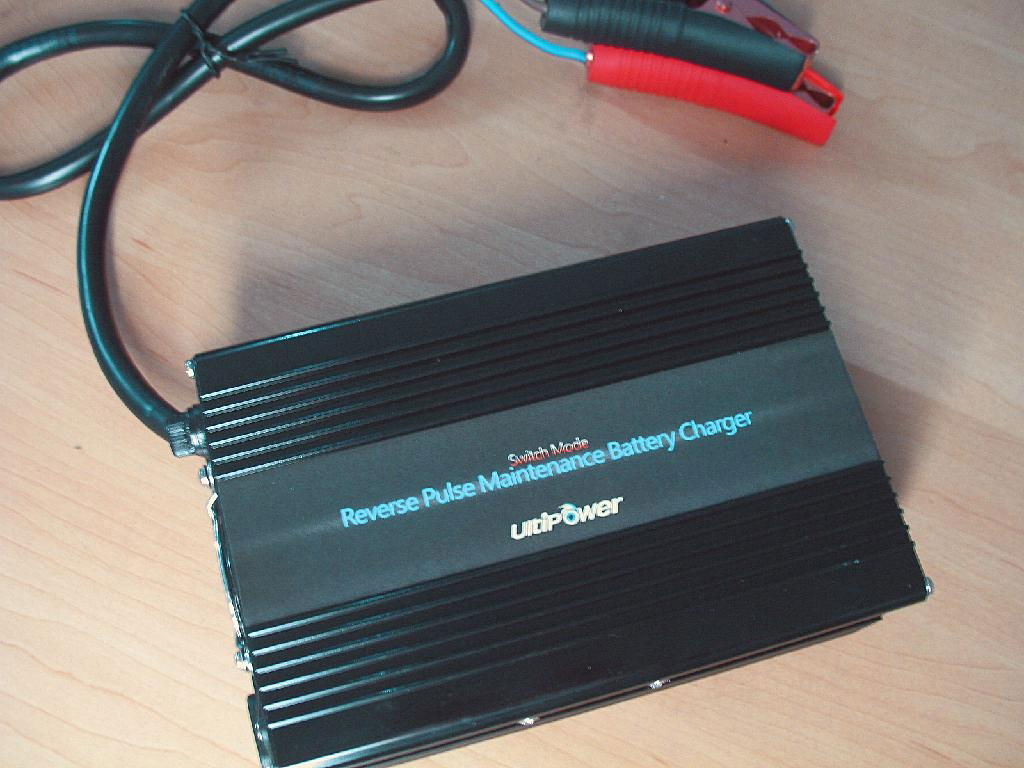 Ultipower 12V1.5A fast battery charger 3