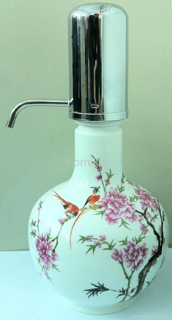 China elegant drinking bottle with high power magnetizer and microelement stone 4