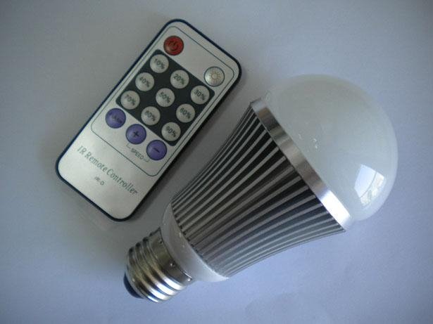 LED 灯泡 6W E27