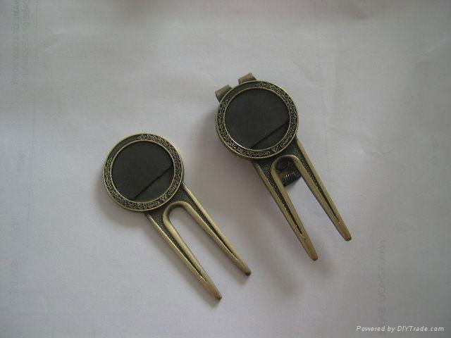 Personalised Golf Divot Tools