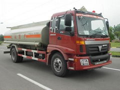 Foton Auman fuel tanker