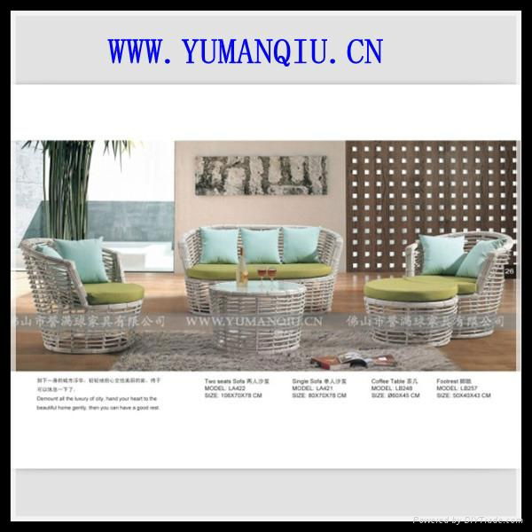 PE rattan furntiure table setting for outdoor restaurant 2