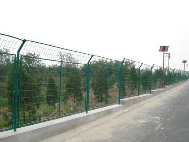 PVC Welded Mesh Fence 4