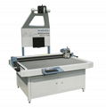 CNC Vibrating Blade Leather Cutting Machine 1