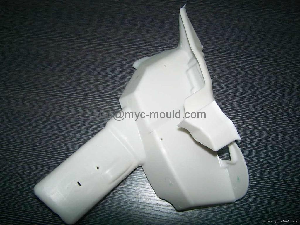 Overmoulding Mold - Molded Part for Daimler AG 4