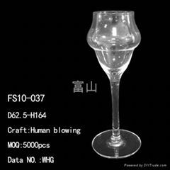 glass wine goblet