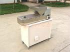 Blanched peanut peeling machine