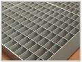 Hot-dip galvanized steel grating