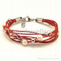 2013 Attractive Noblest Style Leather Bracelet With Fresh Water Pearl 2