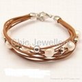 2013 Attractive Noblest Style Leather Bracelet With Fresh Water Pearl 3