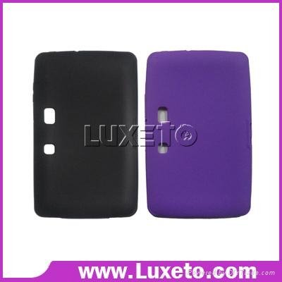 2011 New design silicone case for LG v909 2