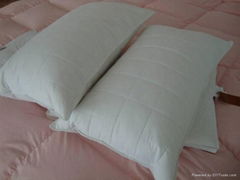 down and feather pillow 