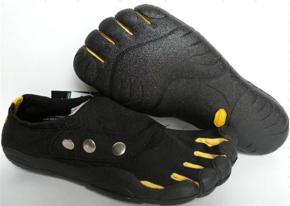 2012 The Newest Design Five Toe Shoes 4