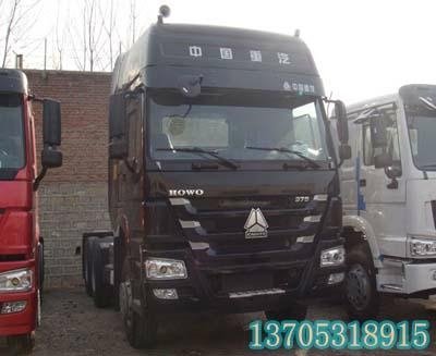 HOWO  6*4 Tractor Truck 4