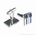 Fashion cufflink