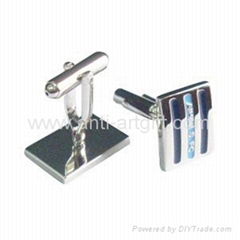 Fashion cufflink  