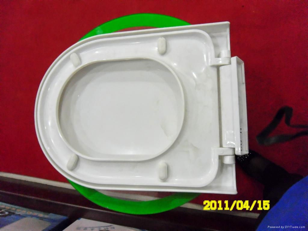 TOILET SEAT COVER 5