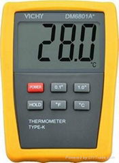 Digital thermometer