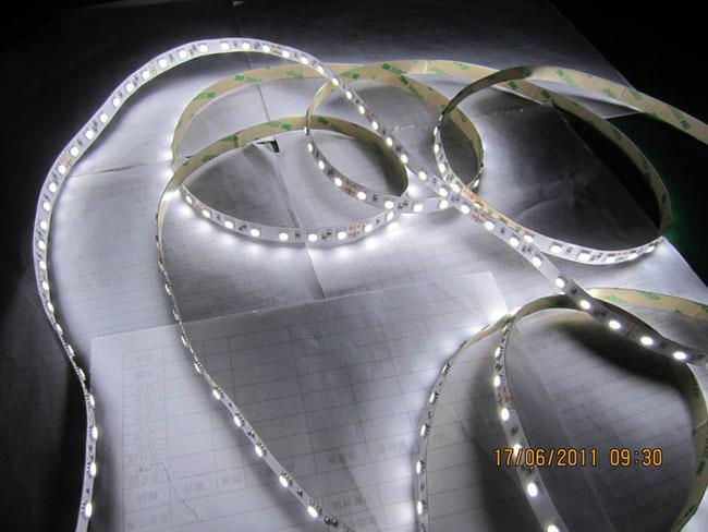 SUPER BRIGHT LED STRIPS WITH 5060 SMDS  3