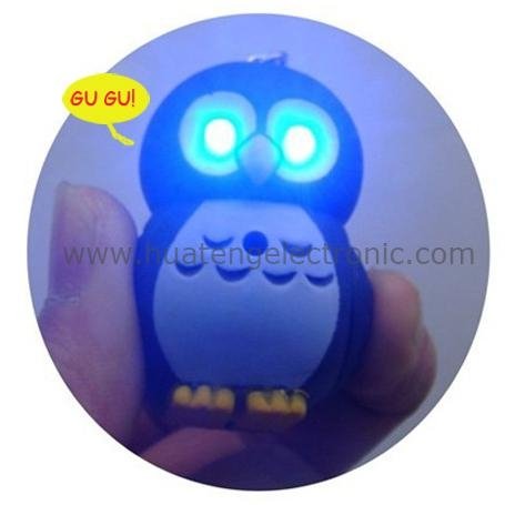 Owl Shaped Sound LED Key Chain 2