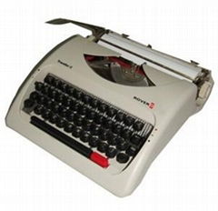 9.5 inch manual typewriter- English