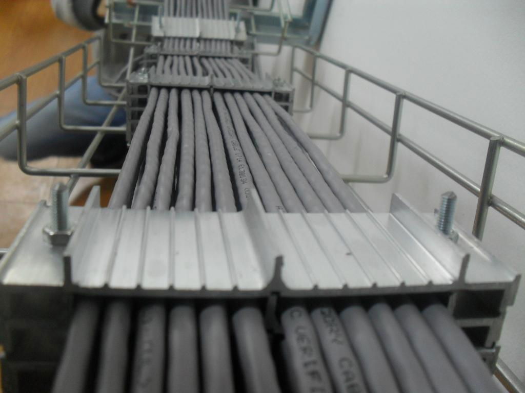 Hot dip galvanized mesh bridge 2