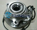 NAVARA  Wheel bearing 40202-ZP90A