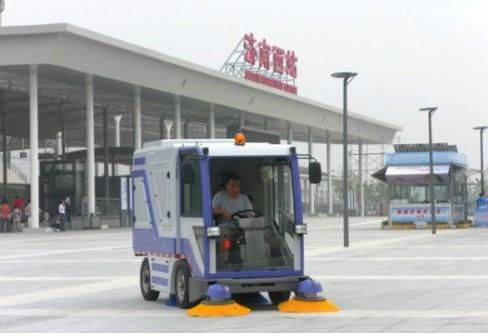 Industrial ride on floor sweeper YH-S2000