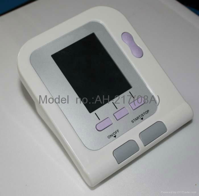 AH-217(08A) Uper Arm Digital Blood Pressure Monitor 3