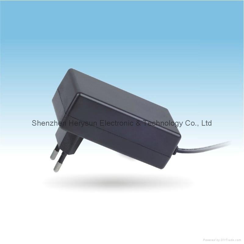 12v2a switching power adapter with CE,FCC,RoHs approval  3