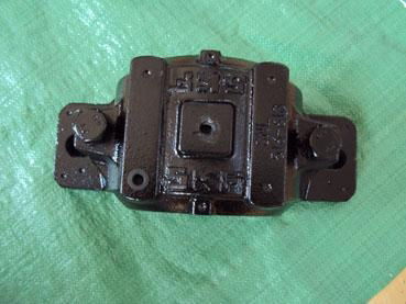 bearing block 4