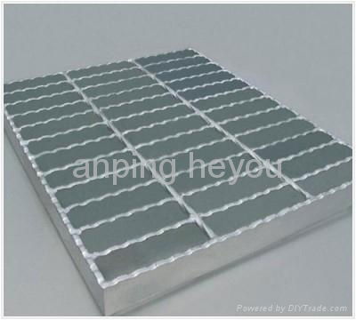 Steel grating