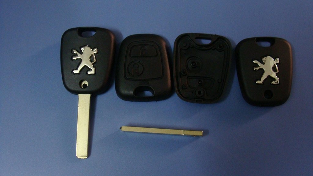 Peugeot remote key shell in two button