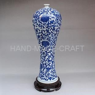 China flower plum blossom ceramic vase