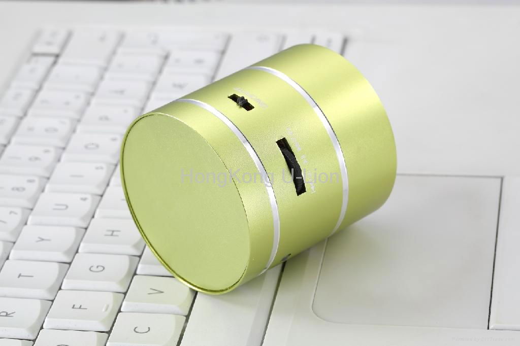 Might dwarf 5W vibration speaker with micro card slot and li-battery 3