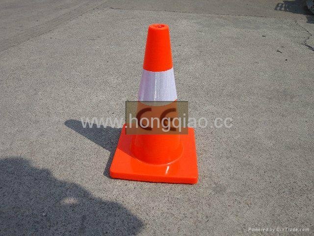 18" High 2.5 LB PVC Road Safety Cone with 4"  Reflective Collar