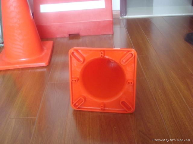 450mm PVC parking cone 3