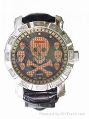 High quality watch with diamond