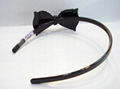 plastic bow headband with beautiful crystal diamond 3