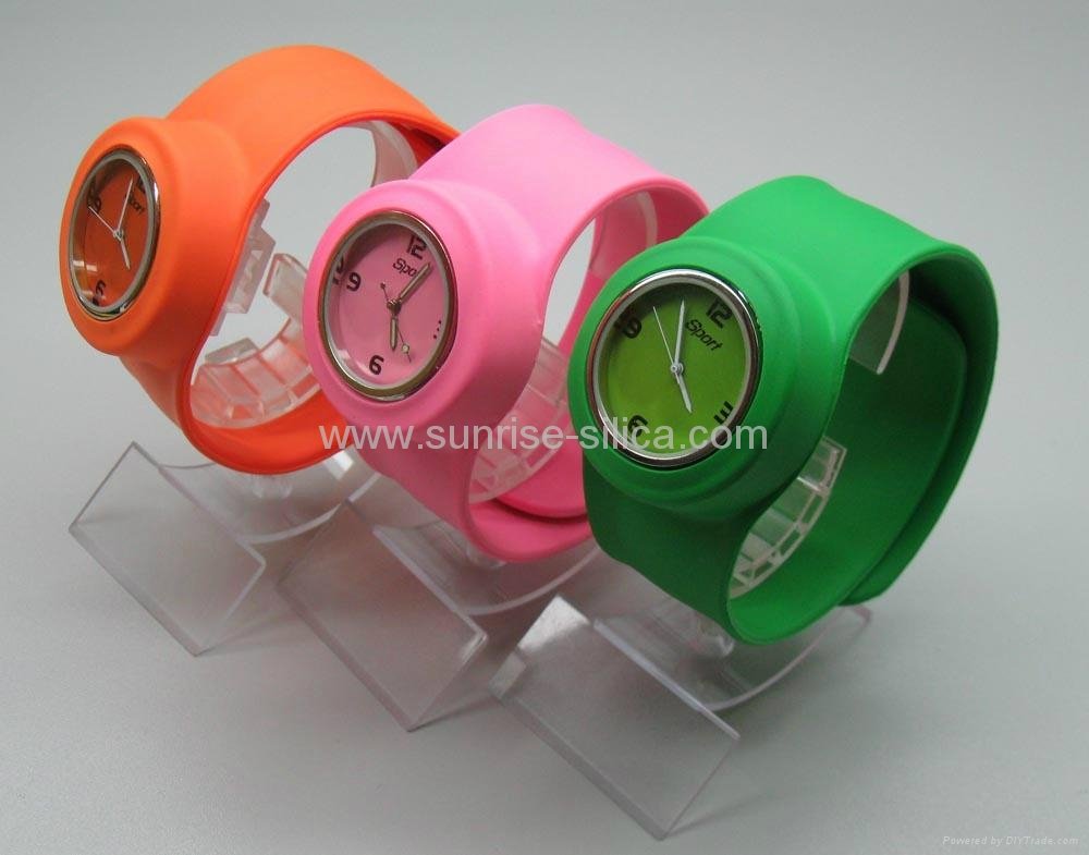 fashion colors silicone slap on watch