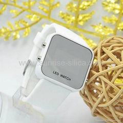 most popular silicone mirror face led watch