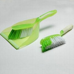 Brush With Dustpan