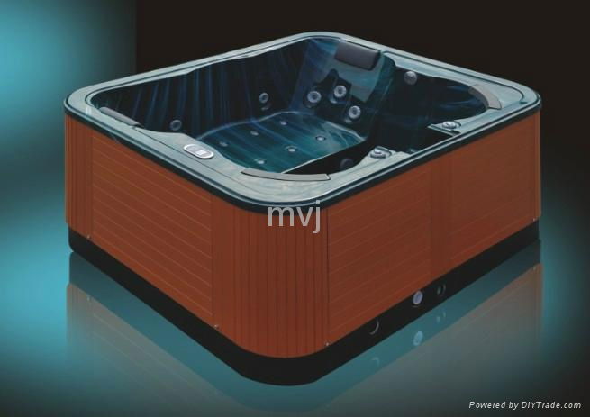 Whirlpool Outdoor Indoor Spa Massage Bathtub 4